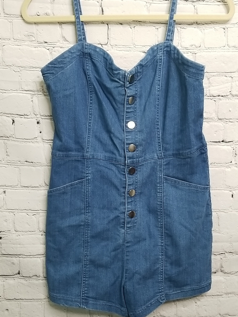 IRIS womens romper size Medium sweetheart neckline pull-on EUC - Picture 1 of 6